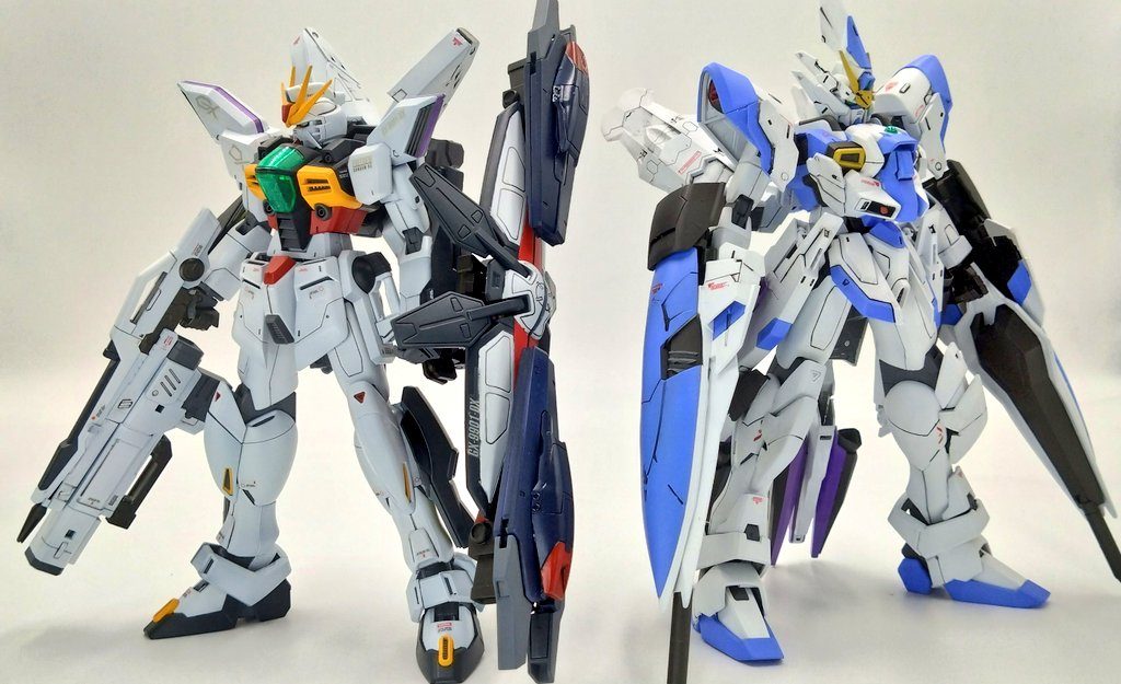 とある事情でラフィン『反政府勢力』になったガロード・ランとカリス・ノーティラスの二人は謎の教団に二人の愛機がやられ・更にティファに拉致され謎の教団の最悪の計画を聞かれたガロードたちはなすすべなく絶望の状況のとき元フリーデンキャプテン　ジャミルとメカニックチーフキッドが連絡でエスタルド共和国の若き国家主席でガロードの親友のウィリアス・アラミスの管轄とある基地にガロ―ドが前に搭乗した愛機ガンダムDX受領とカリスのヌーヴェルの緊急修復と改良したのが二人の新たな機体ガンダムDX　ディバイダ―とガンダムヌーヴェルカスタムなのだ！