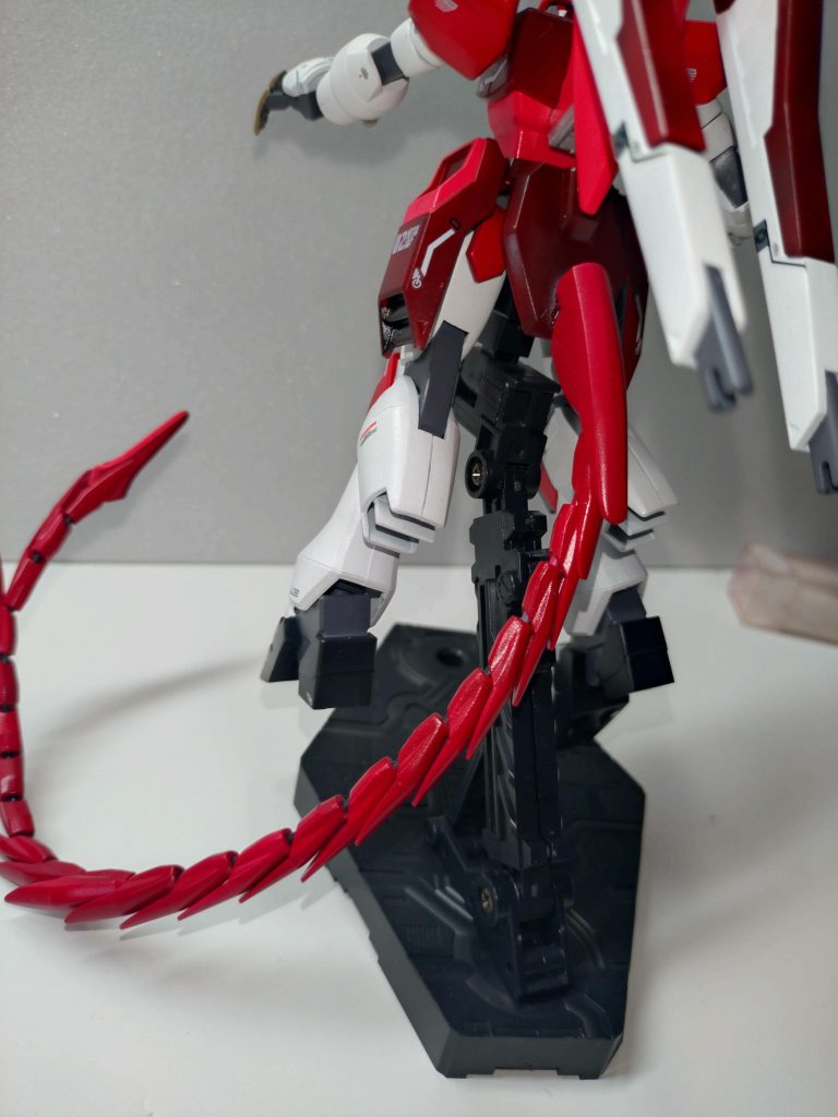 尻尾は、全て一個ずつ塗装しんどかった写真は、ありませんがネオジウム磁石で着脱可能です。