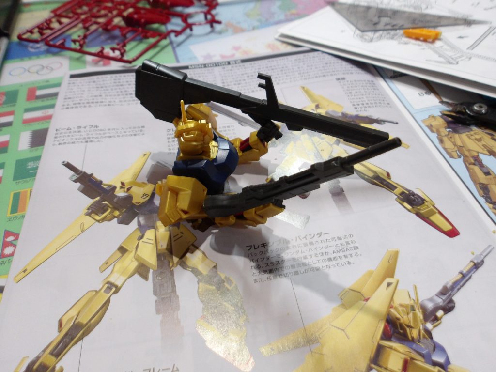 キットの色分けが細かすぎて、パチ組で終わらせようとしていましたが、整形色とアニメの金色とのギャップが大きすぎて久しぶりに塗装がしたいと言ってくれました✨