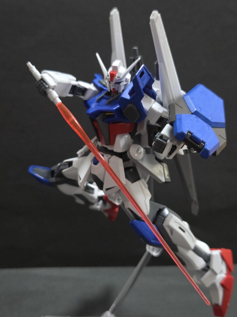 ビームサーベルも！腰にマウントするやつ本当に大好き。