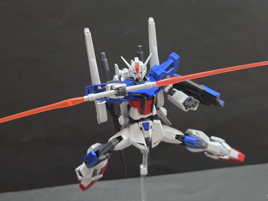 ストフリのビームサーベルなので連結が可能！名前はシュペールラケルタビームサーベルアンビテクスハルバードモードだよ！おぼえてね！(無理ゲー)