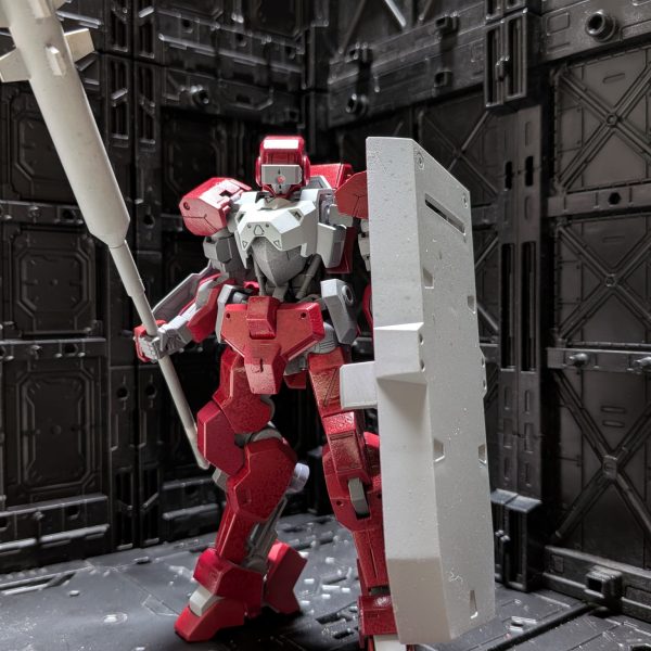 本体塗装終わって、あとはデカール貼ってつや消し吹けば終わりの予定です。一度に4体は出戻りリハビリモデラーには無理がありました。（6枚目）