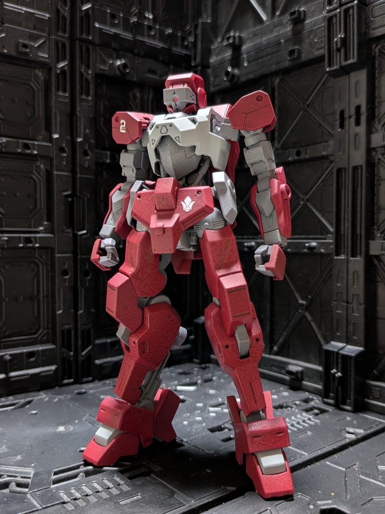 実はバイザー下のセンサー？の黄色は、まだ塗れてません(汗)