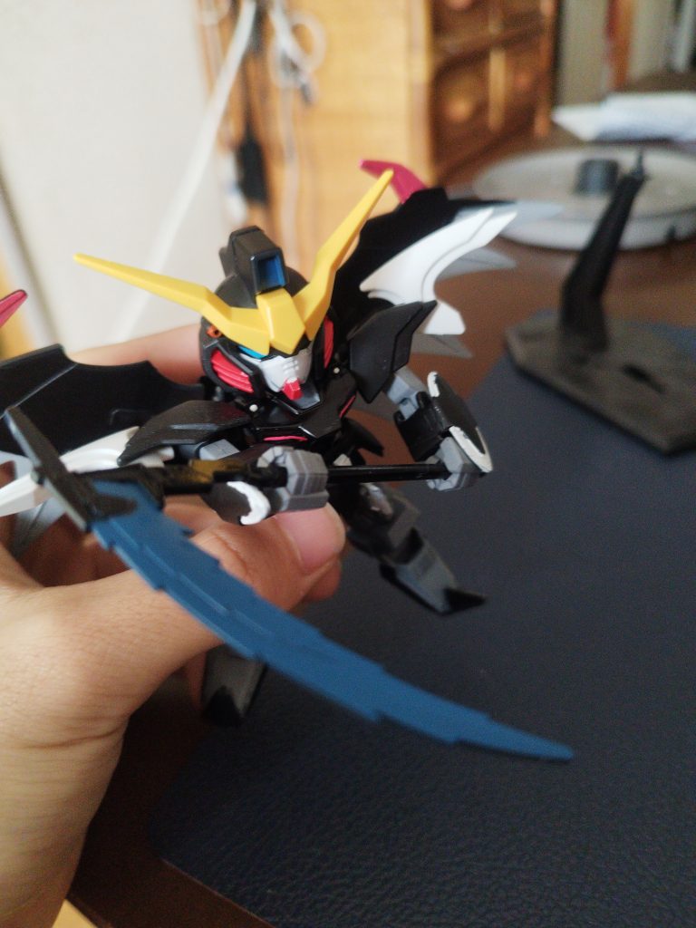 この青くした鎌が最高にかっこいいです(`ω