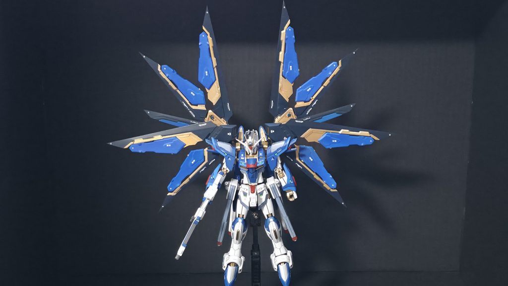 スーパードラグーンはプラ板から手作りしました。８個は地獄の作業でした((笑))接続はネオジム磁石を使っています。