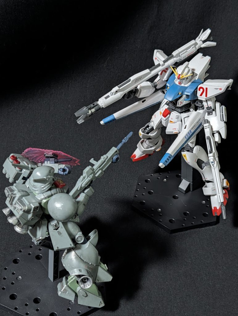 ベルガ·ギロスやダギ・イルスもRE/100でキット化して欲しいですね。