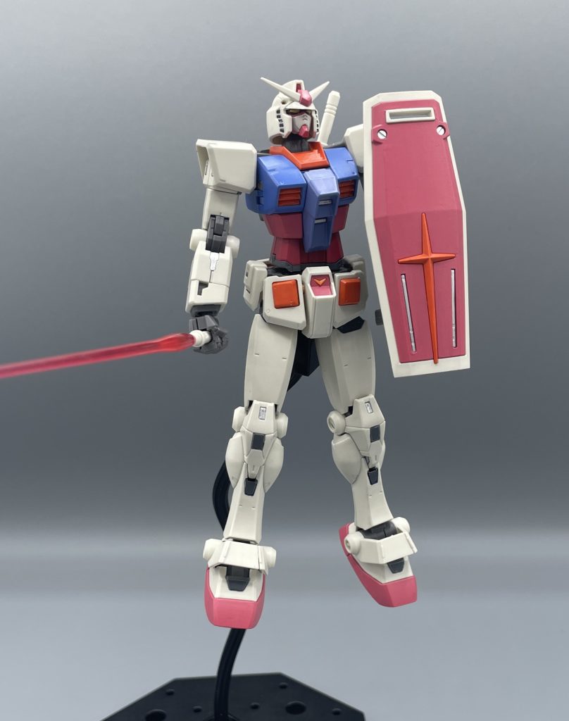 彼女の作った、この世界を終わらせるために…　ジークアクスの影響で、ガンダムの印象的なポージングがまた一つ増えましたね(*^^*)
