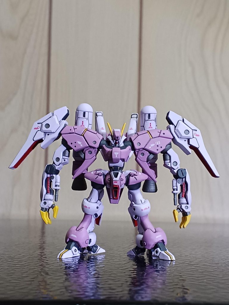 正面からのショット。ガンダムアーティファクト、第2弾のザクⅢを(機動戦士ガンダム Twilight AXIS)カラーで塗装しまして、バイアランイゾルデも出来そうと思い作製した作品です‼️皆さんの改修や改造などには遠く及びませんが、フェイスを少しだけ足しました‼️