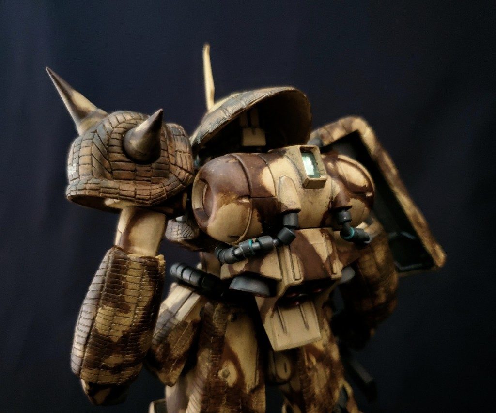 傷入れは最小限でドライブラシ等で汚し、明るめの本体色を落ち着かせています。動力パイプなど所々下地の色が剥がれている部分も残党らしくていいかなと思います。決して塗装が失敗した訳ではありません。本当です(迫真)。