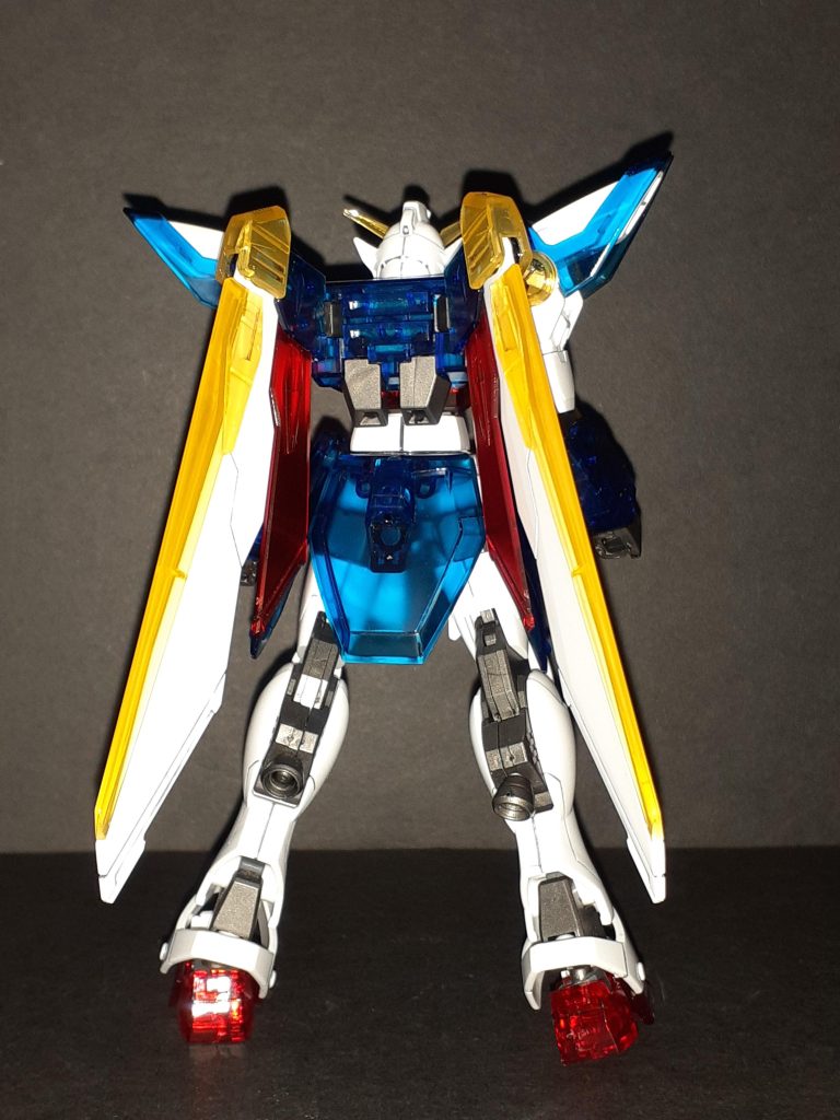 古いキットですが実はまだ作ったことはなかったんですよね。フェニーチェやウイングゼロ、旧1/100HG、MGウイングはあるんですが