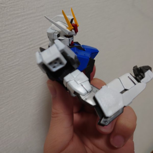 右腕完成次は足腰完成までしばらくお待ちください（2枚目）