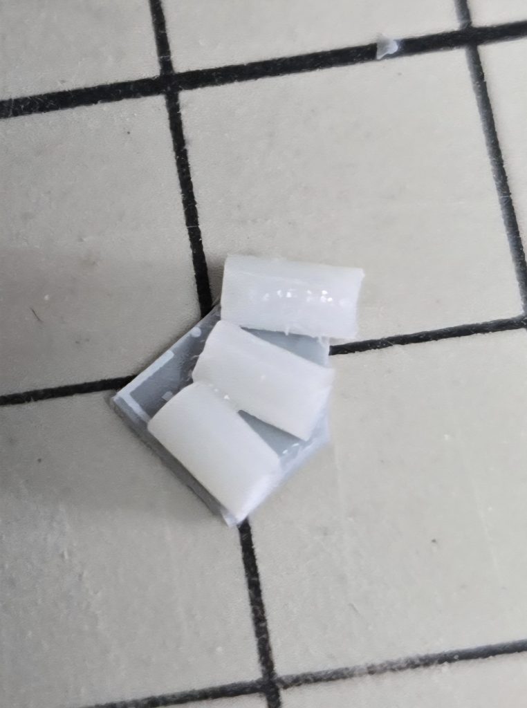 おまけとしてスモークをプラ板とプラ棒で作成。