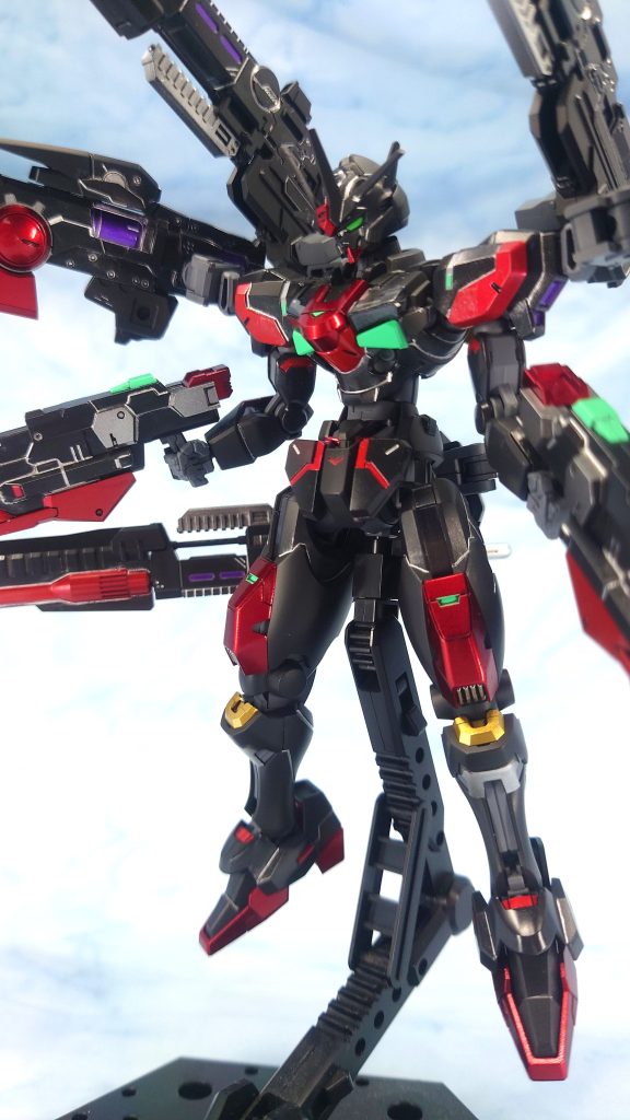 使った色(G = ガイアノーツ、C = クレオス、T = タミヤ)サフ：G EVOグレー関節・ジョイント類：G メカサフ ライトブラック：G ニュートラルグレーⅤキャンディ用シルバー1：G スターブライトシルバーキャンディ用シルバー2：C 水性ホビーカラー スーパーファインシルバーキャンディ用レッド1：G クリアレッドキャンディ用レッド2：C 水性ホビーカラー クリアレッドグリーン：G エメラルドグリーンゴールド：G スターブライトゴールドパープル：C 水性ホビーカラー 色ノ源調色クリアパープルツインアイ：G EX-ホワイト → 蛍光グリーンスミ入れ1：T スミ入れ塗料 ブラックスミ入れ2：G ピンポイントシルバー希釈液トップコート1：G EX-クリアートップコート2：G EX-セミグロスクリアープレミアム