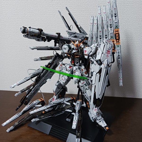 ニューガンダム