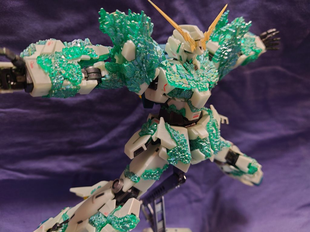 完成されたNewtype–2枚目/制作者：KNZ