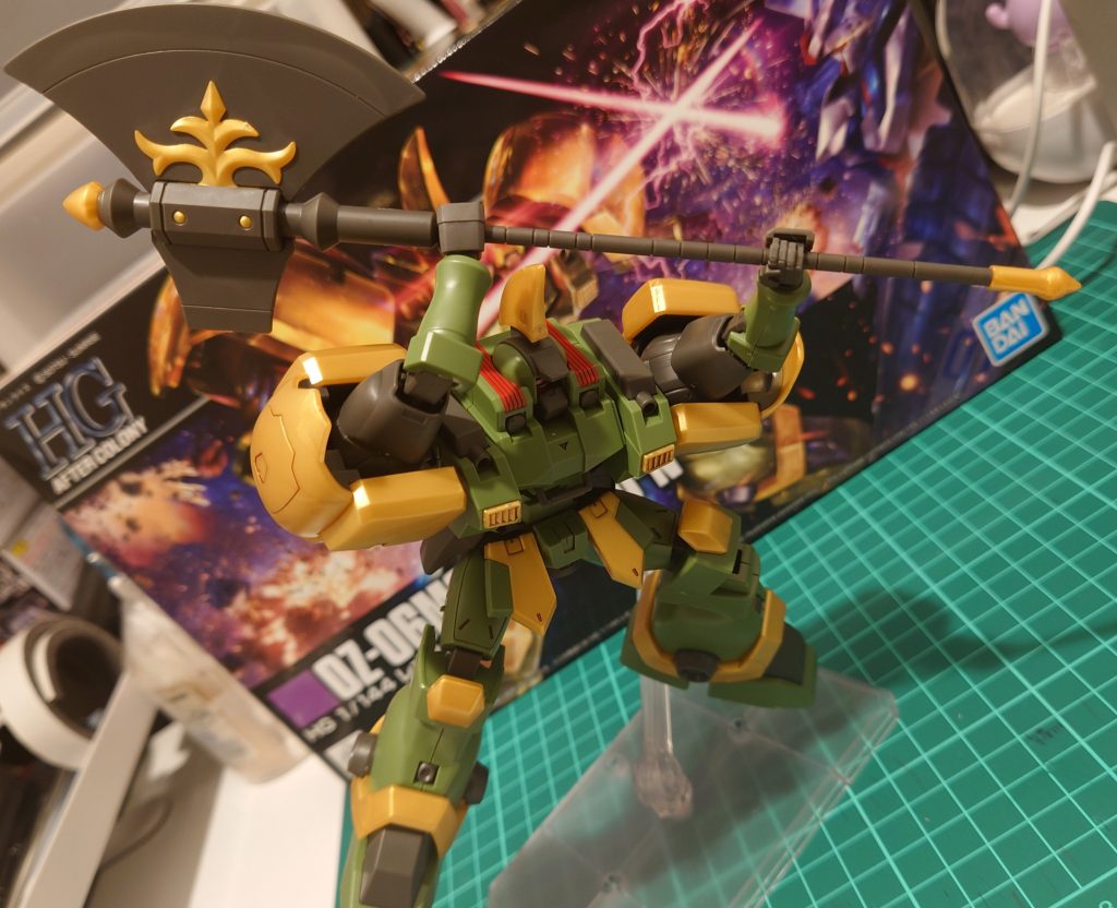 レオンを作成していて、レオールも買っておけば良かったなと思いました。再販待ちで😀因みに今回はガンダムマーカー流し込みスミ入れペンでスミ入れしました。拭き取りは面倒ですが素組みの方には良いかもしれません😀閲覧ありがとうございました。今後もガンプライフ楽しんでいきます🤗