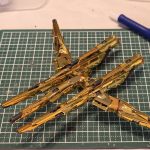 アカツキ・シラヌイユニット完成メッキパーツはゴールドが2種類あるため、ゲート処理[…]