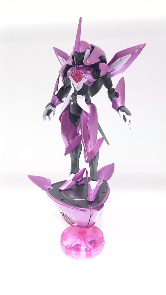 使用したマーカーは「DSPIAE メタリックマーカー」。メタリックピンクの水性塗料を探していたところ目に止まったので採用させていただきました!マーカーで全塗装したのは初めてなのですが、こんなに綺麗に濡れると思ってなかったのでビックリしましたムラが激しくなってしまった箇所だけ筆で塗り直してます! ジャンク品なのでビットが付いてないのが残念。。。