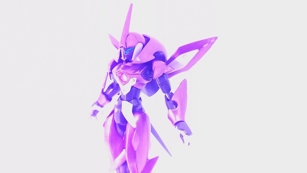 目のところは蛍光グリーンで塗ったのでブラックライトで光ります。ファルシアはエクバシリーズで持ちキャラとして使っていたのでカッコよく塗れて良かったです!