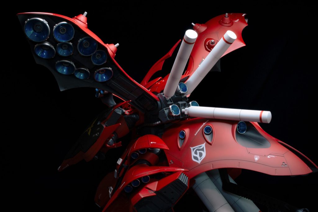 いいですよねぇ、このバケモノ感。MSなんだかMAなんだか。まあデカさでいうならサイコガンダムもMS扱いだから良いのでしょう。