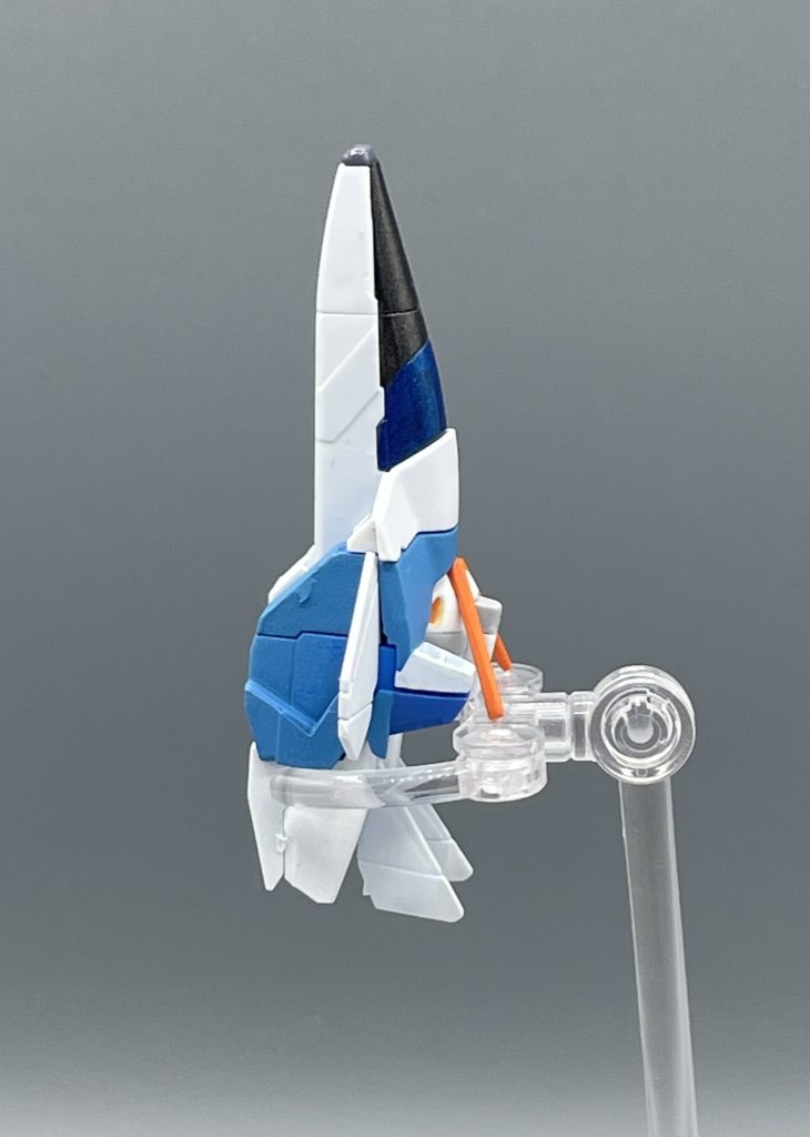 コアファイター！！　Vガンダムと言えば、コアファイターが大活躍するお話でもあります。HGUCでは、トップ・リムやボトム・リムへの変形はオミットされていますが、コアファイターは付属します。&nbsp;&nbsp;STAND UP TO THE VICTORY！！