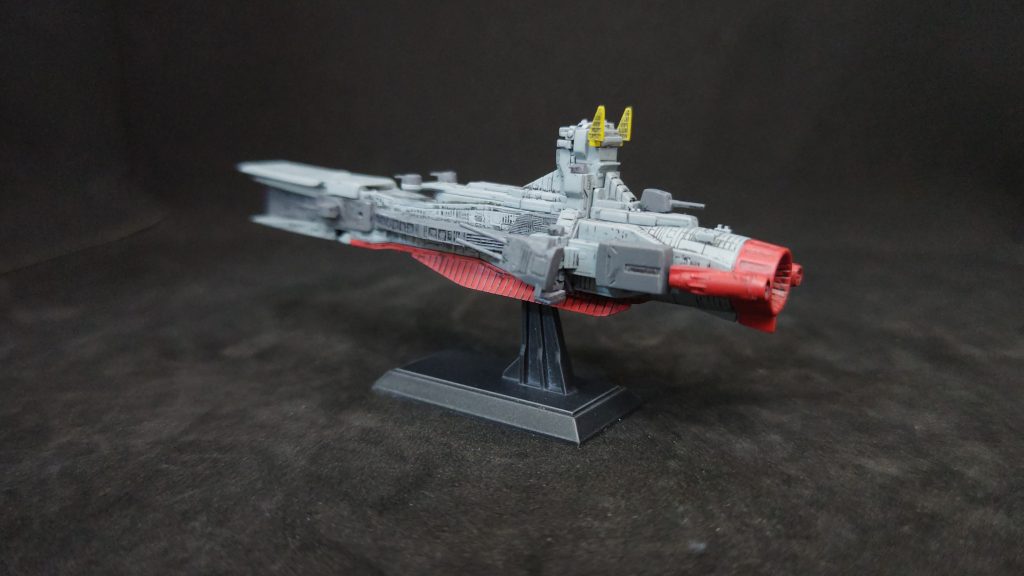 左舷、エンジン、ブースターも追加しています。