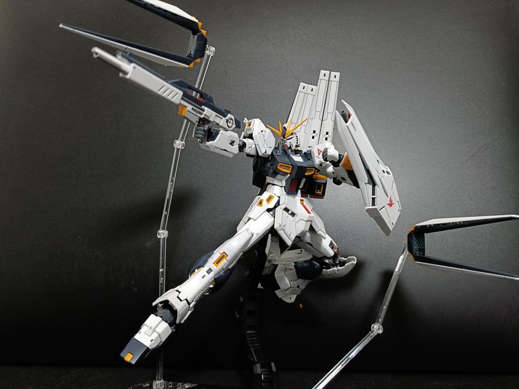 PGU発売が近づくにつれ、何かしらνガンダムを作りたい欲が湧いてきまして。