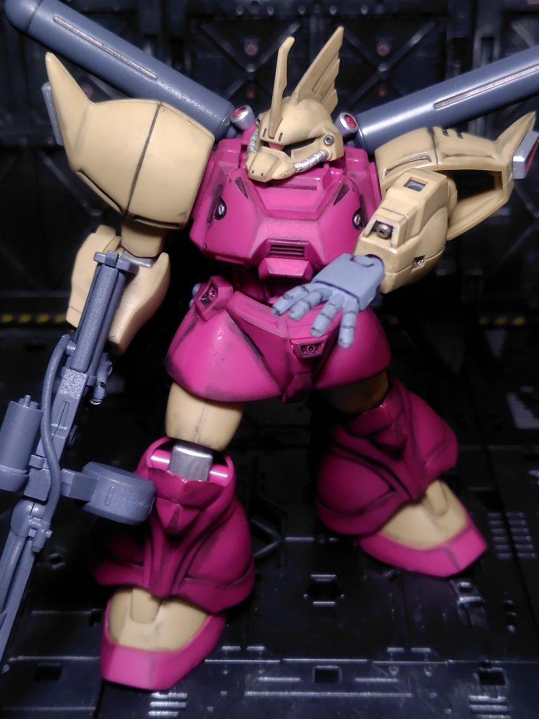 地味に腕部速射砲は別パーツ化されており塗りやすかったです。