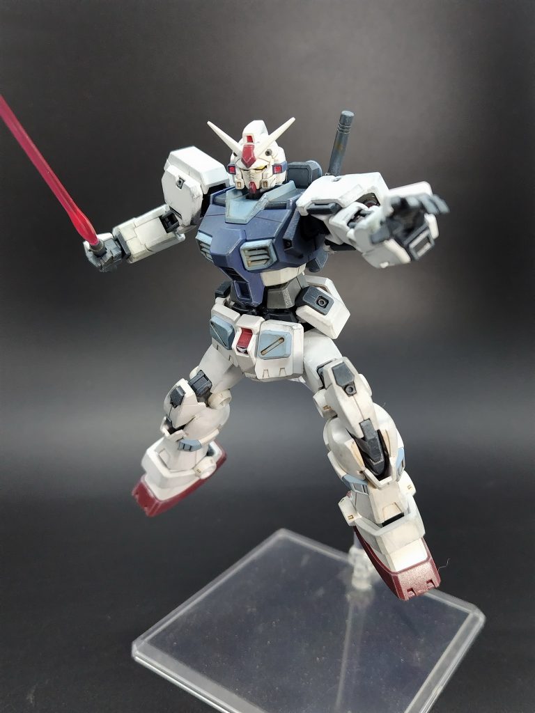 スリッパの色はどうしたもんかと思いましたが、他にも赤い部分はありますので赤いままで行っときました。