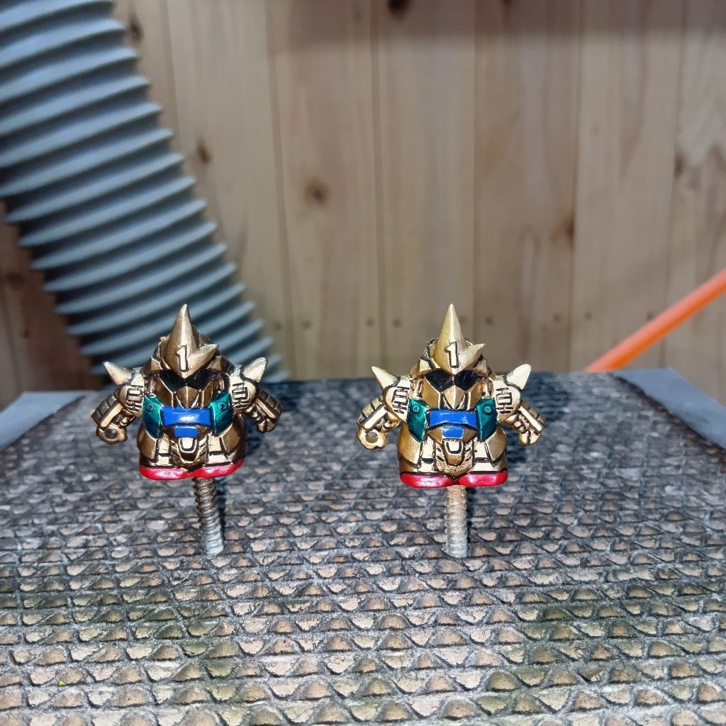 武者百式。今後、プラモデルとしての入手はほぼ不可能かと思われるキット。そんな気持ちを少しでも癒してくれるのもガン消し塗装をする理由なのかもしれません🤔