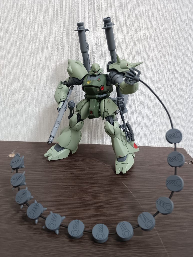 ケンプファーといえばチェーンマイン。古いキットですが良くできてます。