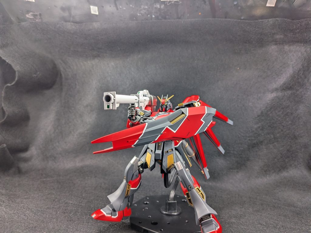 HG HIνガンダム 全塗装–8枚目/制作者：toshimon