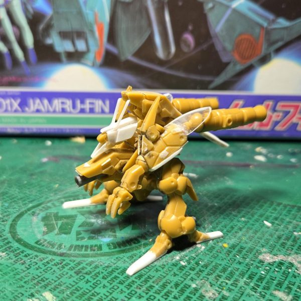 頭の形がなんとなくできてきました。バイアランはどこに行ってしまったのか…（2枚目）