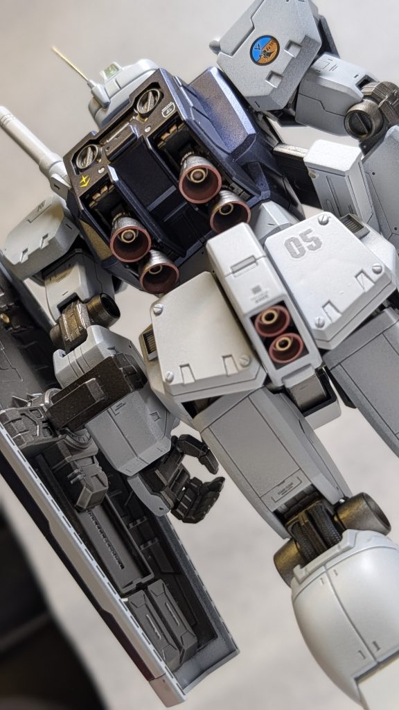 スラスター多めでカッチョいい。