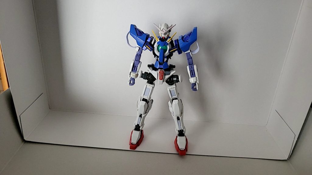 肩と足首以外の関節をガンダムフレームに置き換え