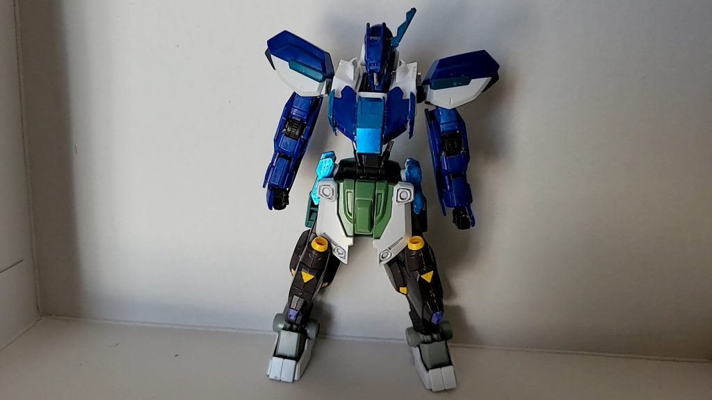 肩をウインダム、フロントスカートをジンハイマニューバ足をキマリスヴィダール、フッドパーツをEz-SRに変更