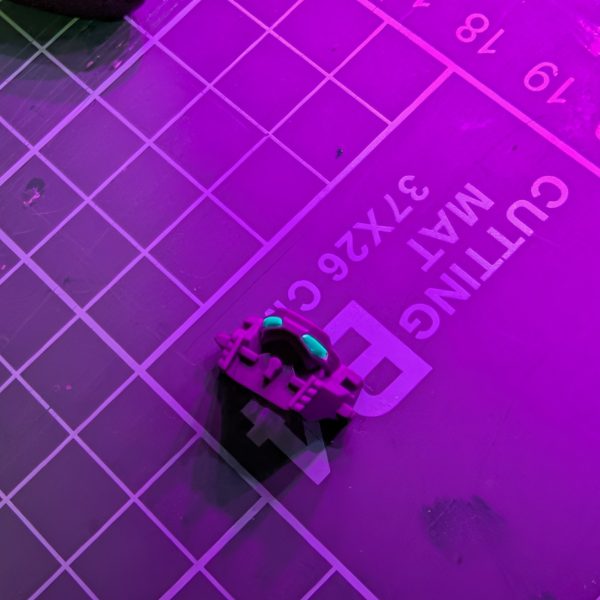 だいぶ本体は形になってきましたが、エア缶とガンダムマーカーの消費が半端ない。ビコーーーン！（2枚目）