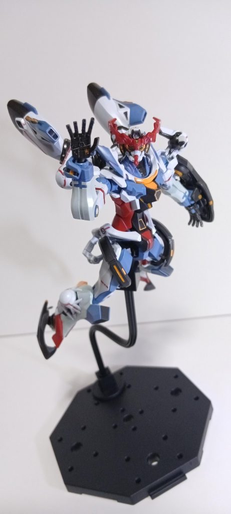 見た目も特撮ヒーロー?の様な姿やパーツなんかも細かく、なかなかスパイシーなジークアクスでしたが稼働域も良く素敵なキットでした。今回も最後までご覧頂き大変にありがとうございました🙇それではまた👋