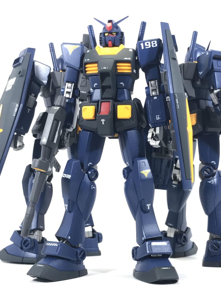 2号機（機体No.198）ビームライフルを装備