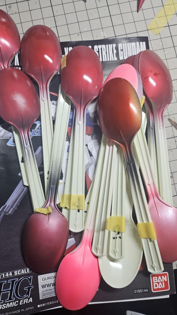 今回も色を悩んでいたらテストピースが増えてしまった。