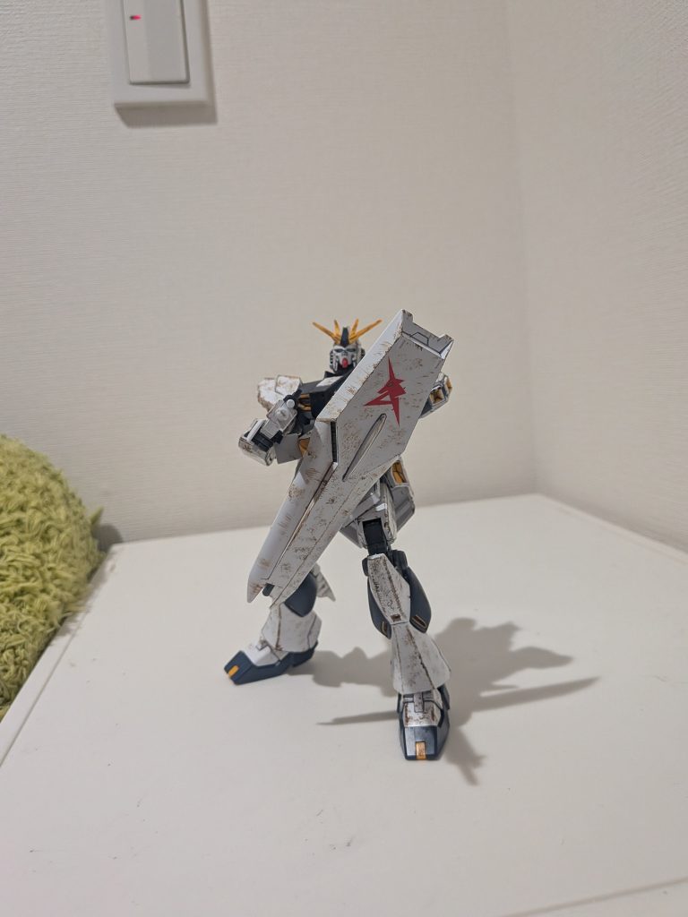 盾がいい味を出しています。