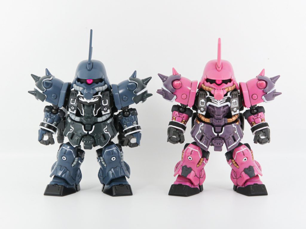 アンジェロ機との比較です。胸の装甲や腰のフロントアーマーの形状を変えています。