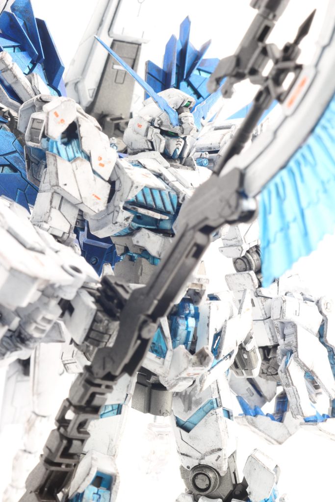 奇跡的に自宅にあったプレミアム水転写デカールも使用。一度は墨入れだけで終わらせる予定でしたが、立体感が無いのが満足できず全身にドライブライをおこない、無光沢トップコートで仕上げて見ました