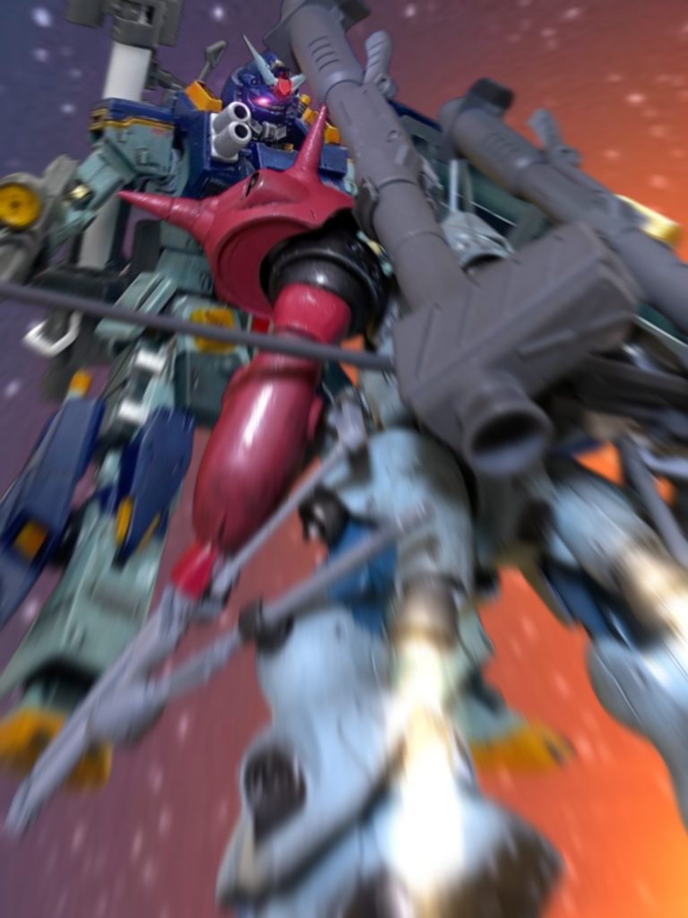 　吠えた。『分かっただろう、貴様らも！！』　うるさい。　何がだ？　何を、分からせる？　貴様ごときが、何をだ？　裁定者にでも、神にでも、なったつもりか？「貴様ぁっっっ！！！！」