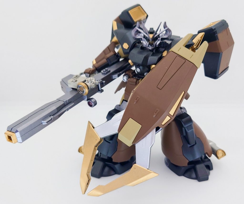 武器その3　クロ―・シールド普段は背中に背負って運用している設定です。ボリノーク・サマーンから拝借しました。