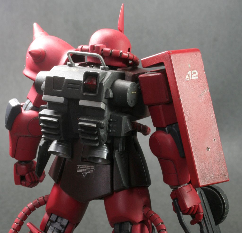 バックパック、脛の06Ｒパーツは若干手を加えて、可動化や、アルミパイプで変更してあります。