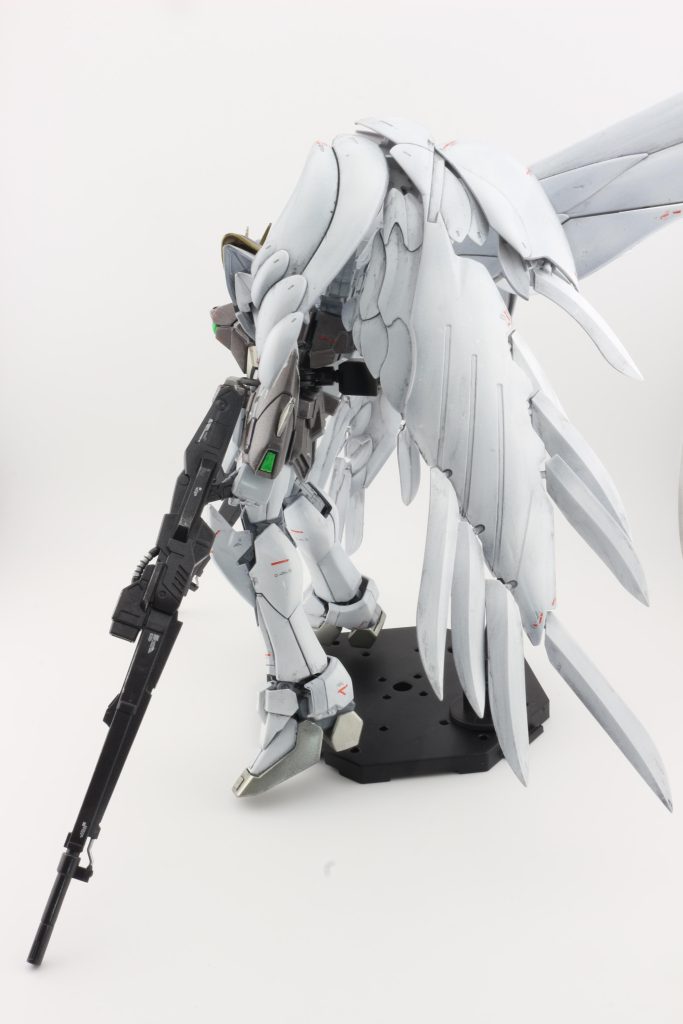 ウイングの部分が破損していたり、パーツがかけていたりしていましたが、Ver.kaの再販に伴いパーツ注文も可能になったので、ウイングはVer.kaのハイブリット？になります