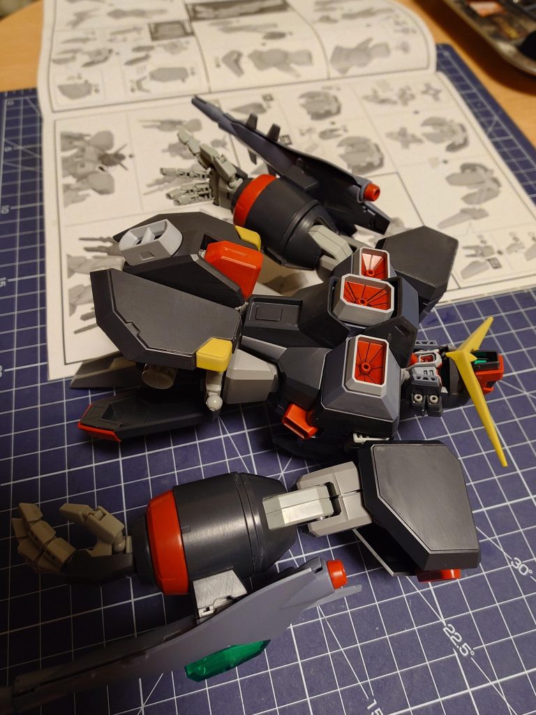 正直スミ入れで十分なクオリティですww成形色も◎