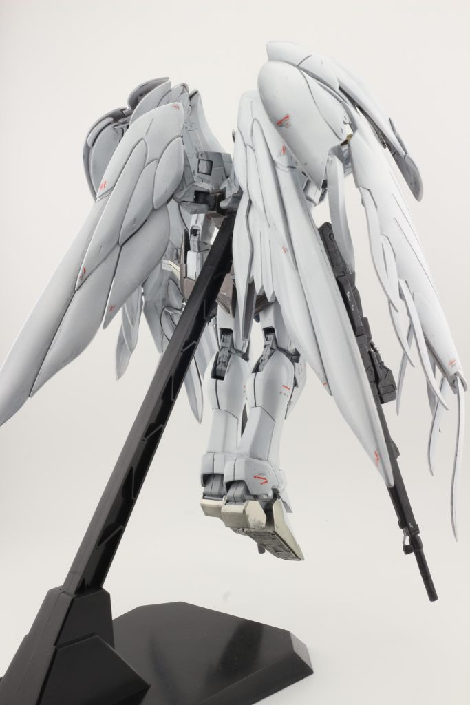 旧キットなので、ABS樹脂使用されていましたので、ABS樹脂はアクリジョン