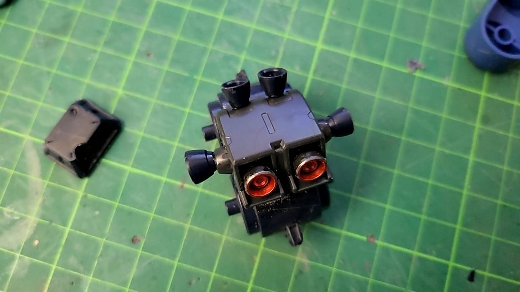 ギラ・ドーガのバックパックにグフカスタムのバックパックとスラスターを追加